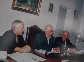 Fotografia do Procurador de Justiça Sávio Soares de Sousa durante uma reunião da Academia Niteroi...