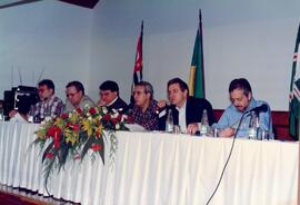 Fotografia dos palestrantes do XVIII Encontro Nacional do Ministério Público, realizado em Campos...