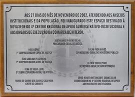 Placa de inauguração do espaço destinado ao 4º CRAAI e aos Órgãos de Execução da Comarca de Niterói