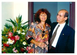 Fotografia dos presentes na inauguração do consultório odontológico da AMPERJ