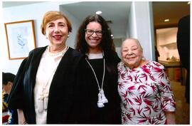 Fotografia de Maria Cristina Palhares dos Anjos Tellechea, Carla Rodrigues Araujo de Castro e Mar...