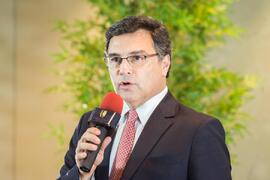 Fotografia de José Eduardo Ciotola Gussem durante abertura do Programa Personalidades do MPRJ