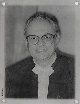 Placa contendo a imagem do Procurador-Geral de Justiça Dr. Arnoldo Wald