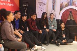 Fotografia dos estudantes do Colégio Estadual Missionário Mário Way