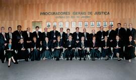 Fotografia institucional dos membros do Órgão Especial do Colégio de Procuradores de Justiça do M...