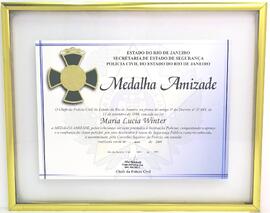 Diploma de concessão da Medalha da Amizade