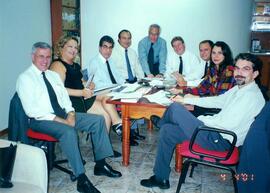 Fotografia de Marfan Martins Vieira durante a realização de uma reunião com a diretoria da CONAMP