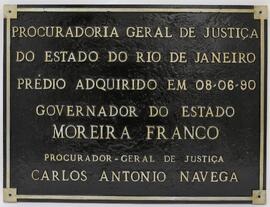 Placa de inauguração do prédio da Procuradoria-Geral de Justiça do Estado do Rio de Janeiro